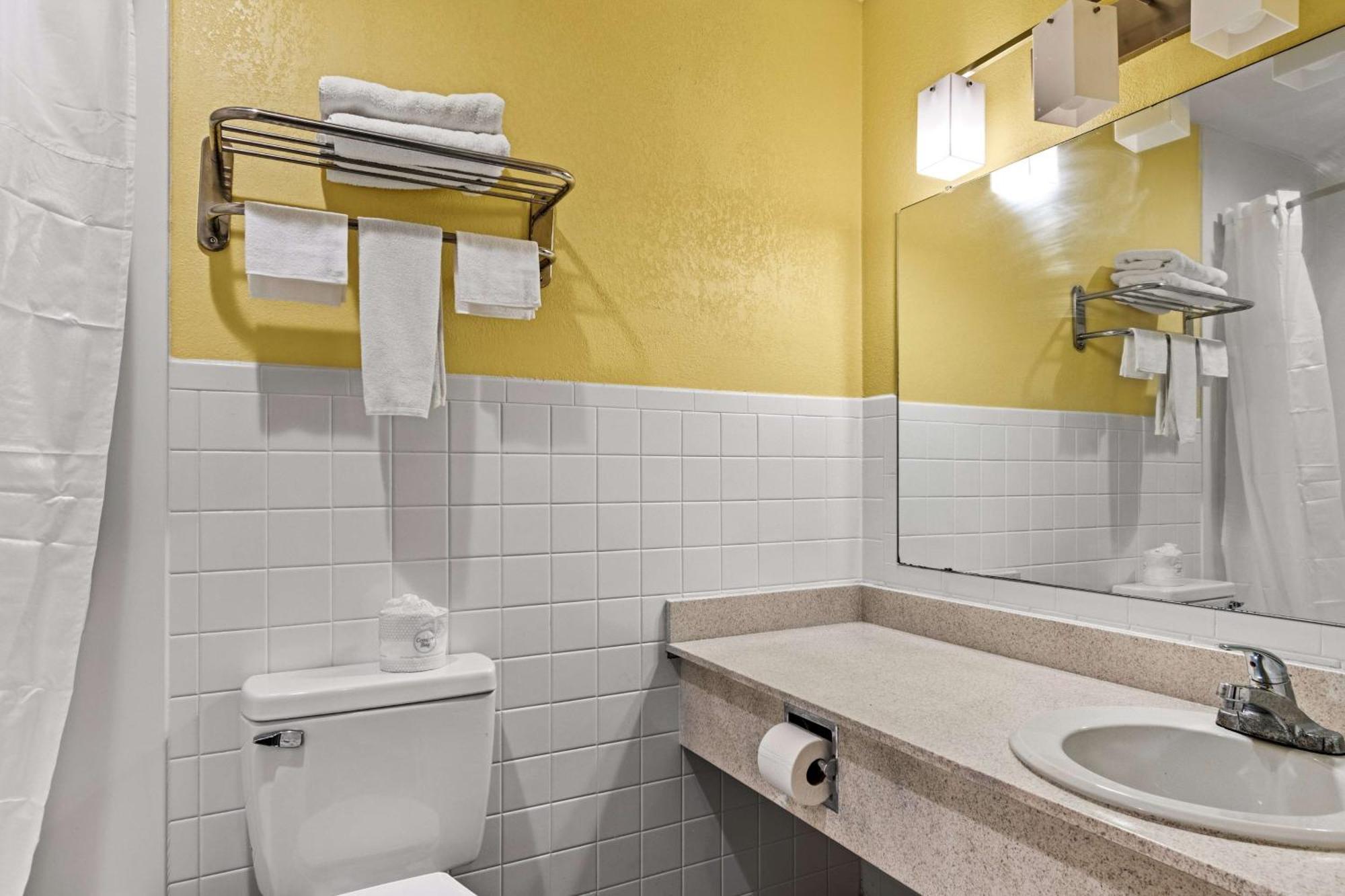 Americas Best Value Inn Carlisle Extérieur photo
