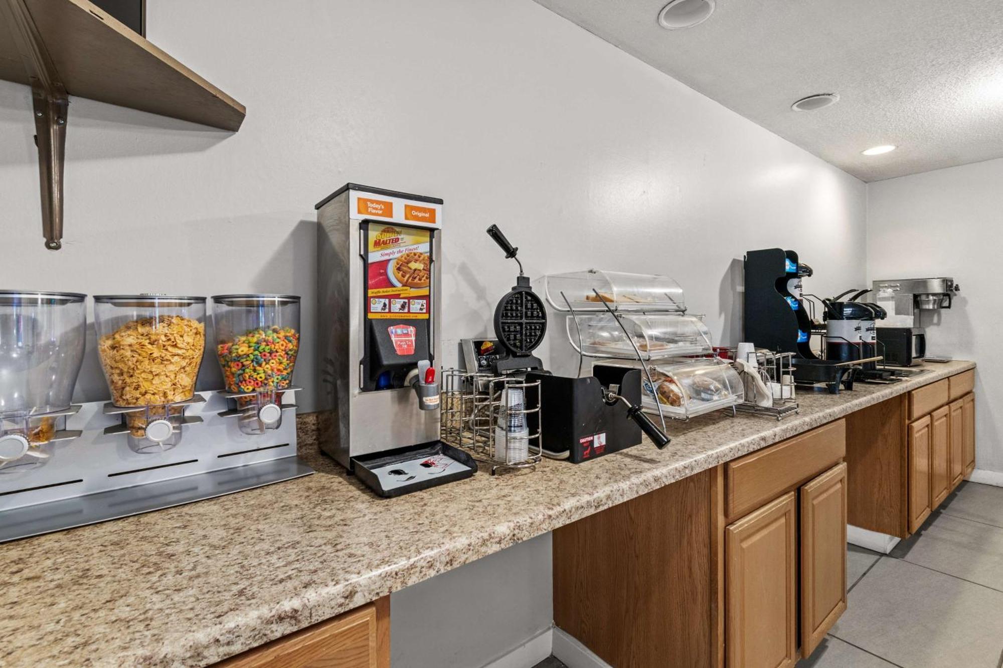 Americas Best Value Inn Carlisle Extérieur photo